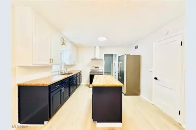 8720 Olde 8 Road, Northfield, OH 44067 - Photo 5