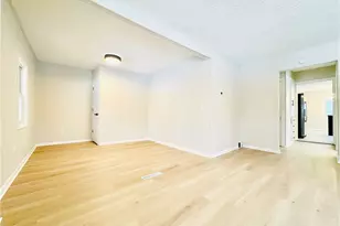 8720 Olde 8 Rd, Northfield, OH 44067 - Photo 3