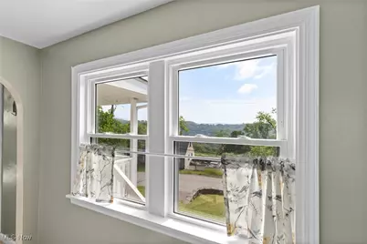 128 Alta Street, Weirton, WV 26062 - Photo 9