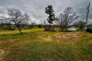 3895 Adamsville Rd, Zanesville, OH 43701 - Photo 37