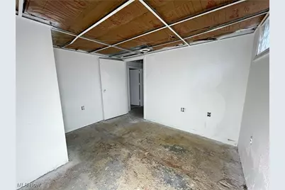 3895 Adamsville Road, Zanesville, OH 43701 - Photo 33