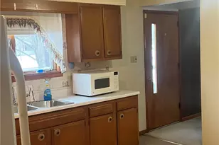 7296 Poore Rd, Conneaut, OH 44030 - Photo 5