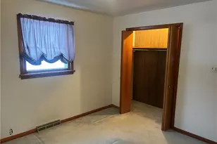 7296 Poore Rd, Conneaut, OH 44030 - Photo 11