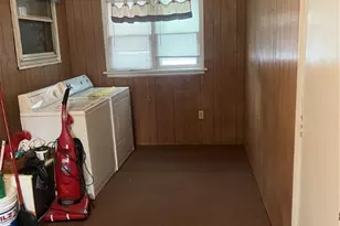 7296 Poore Rd, Conneaut, OH 44030 - Photo 3