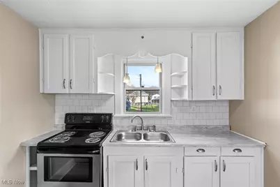 411 W 45th Street, Shadyside, OH 43947 - Photo 9