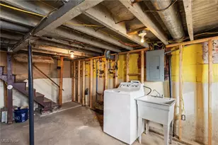 411 W 45th St, Shadyside, OH 43947 - Photo 17