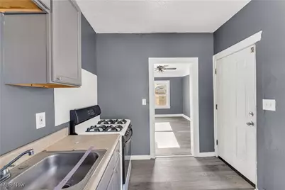 430 E 149th Street #2/UP, Loveland, OH 44110 - Photo 13