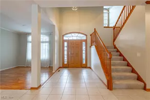 6720 Bridgestone Cir NE, Canton, OH 44721 - Photo 9