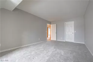 6720 Bridgestone Cir NE, Canton, OH 44721 - Photo 27