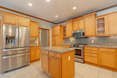 6720 Bridgestone Circle NE, Canton, OH 44721 - Photo 21