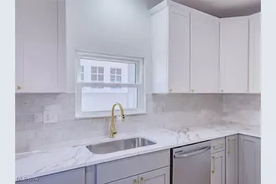 270 Hollywood Boulevard, Steubenville, OH 43952 - Photo 9