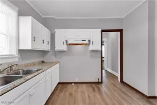 788 E 156th St, Loveland, OH 44110 - Photo 13