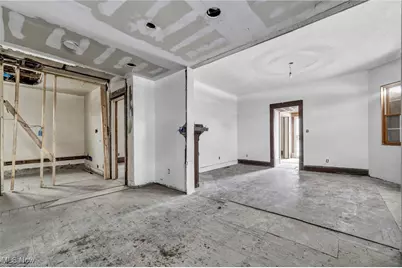 814 Plymouth Court NW, Canton, OH 44703 - Photo 31