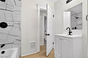 1477 E 174th St, Loveland, OH 44110 - Photo 17