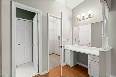 9201 Old Meadow Drive, Chagrin Falls, OH 44023 - Photo 17