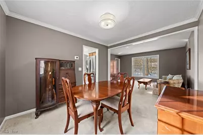 9201 Old Meadow Drive, Chagrin Falls, OH 44023 - Photo 5