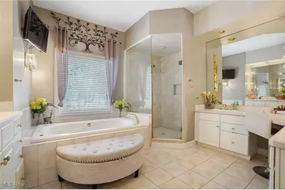 3700 Tamarisk Drive, Akron, OH 44333 - Photo 23