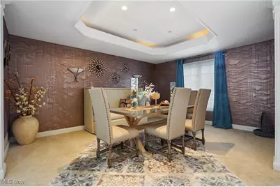 3700 Tamarisk Drive, Akron, OH 44333 - Photo 7