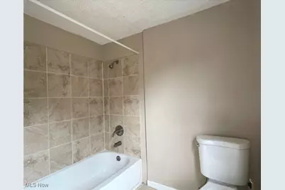 147 Brighton Drive, Akron, OH 44301 - Photo 7