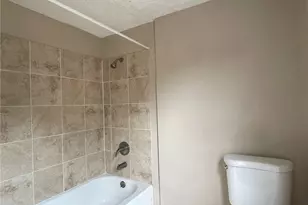 147 Brighton Dr, Akron, OH 44301 - Photo 7