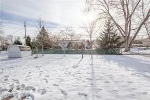 1184 Mayfair Dr, Green Hills, OH 44131 - Photo 45