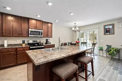 7537 Greenlawn Drive, North Ridgeville, OH 44039 - Photo 19