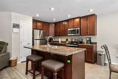 7537 Greenlawn Drive, North Ridgeville, OH 44039 - Photo 17