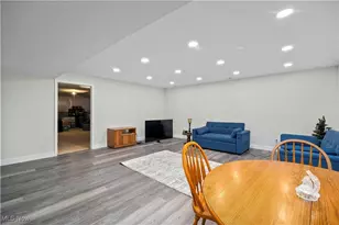 7537 Greenlawn Dr, North Ridgeville, OH 44039 - Photo 27