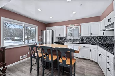 6473 Tanglewood Lane, Green Hills, OH 44131 - Photo 19