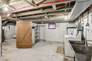 79 20th St SW, Barberton, OH 44203 - Photo 27