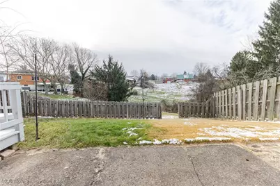 120 Capitol Drive, Weirton, WV 26062 - Photo 29