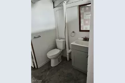 809 Delia Avenue, Martins Ferry, OH 43935 - Photo 23