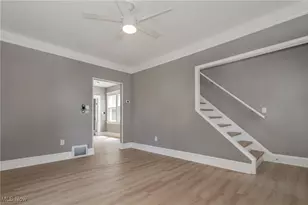 1935 E 123 St, Loveland, OH 44106 - Photo 3