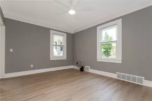 1935 E 123 St, Loveland, OH 44106 - Photo 5