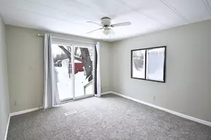 11062 Leader Rd, Chardon, OH 44024 - Photo 25