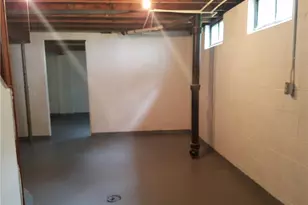 73 S Hartford Ave, Youngstown, OH 44509 - Photo 17