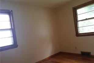 73 S Hartford Ave, Youngstown, OH 44509 - Photo 15