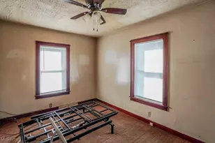 2000 Prairie College St SW, Canton, OH 44706 - Photo 13