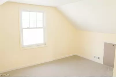 2911 Oakwood Drive, Cuyahoga Falls, OH 44221 - Photo 19