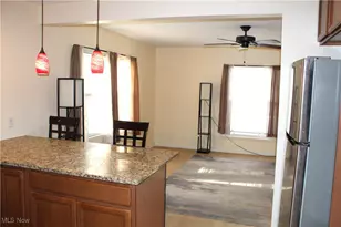 2911 Oakwood Dr, Cuyahoga Falls, OH 44221 - Photo 7