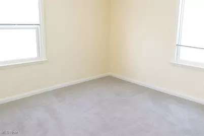 2911 Oakwood Drive, Cuyahoga Falls, OH 44221 - Photo 13