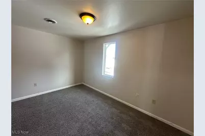 761 E Park Avenue #D, Columbiana, OH 44408 - Photo 5