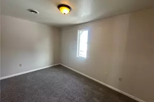 761 E Park Ave, Columbiana, OH 44408 - Photo 5