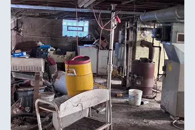 2048 Grafton Road, Elyria, OH 44035 - Photo 9