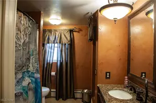 8304 Sharon Ave NW, North Canton, OH 44720 - Photo 9