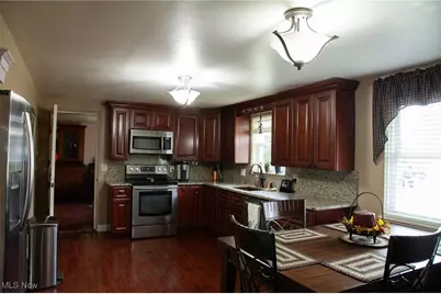 8304 Sharon Avenue NW, North Canton, OH 44720 - Photo 3