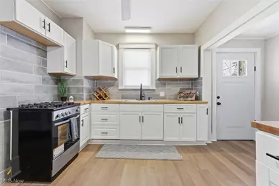 706 Harriet Avenue NW, Canton, OH 44703 - Photo 13