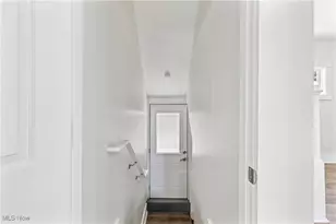 1551 Preston Ave, Akron, OH 44305 - Photo 37