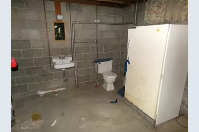 4336 Crestwood Street NW, Canton, OH 44708 - Photo 9