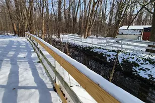 24 Hawaiian Dr, Madison, OH 44057 - Photo 5